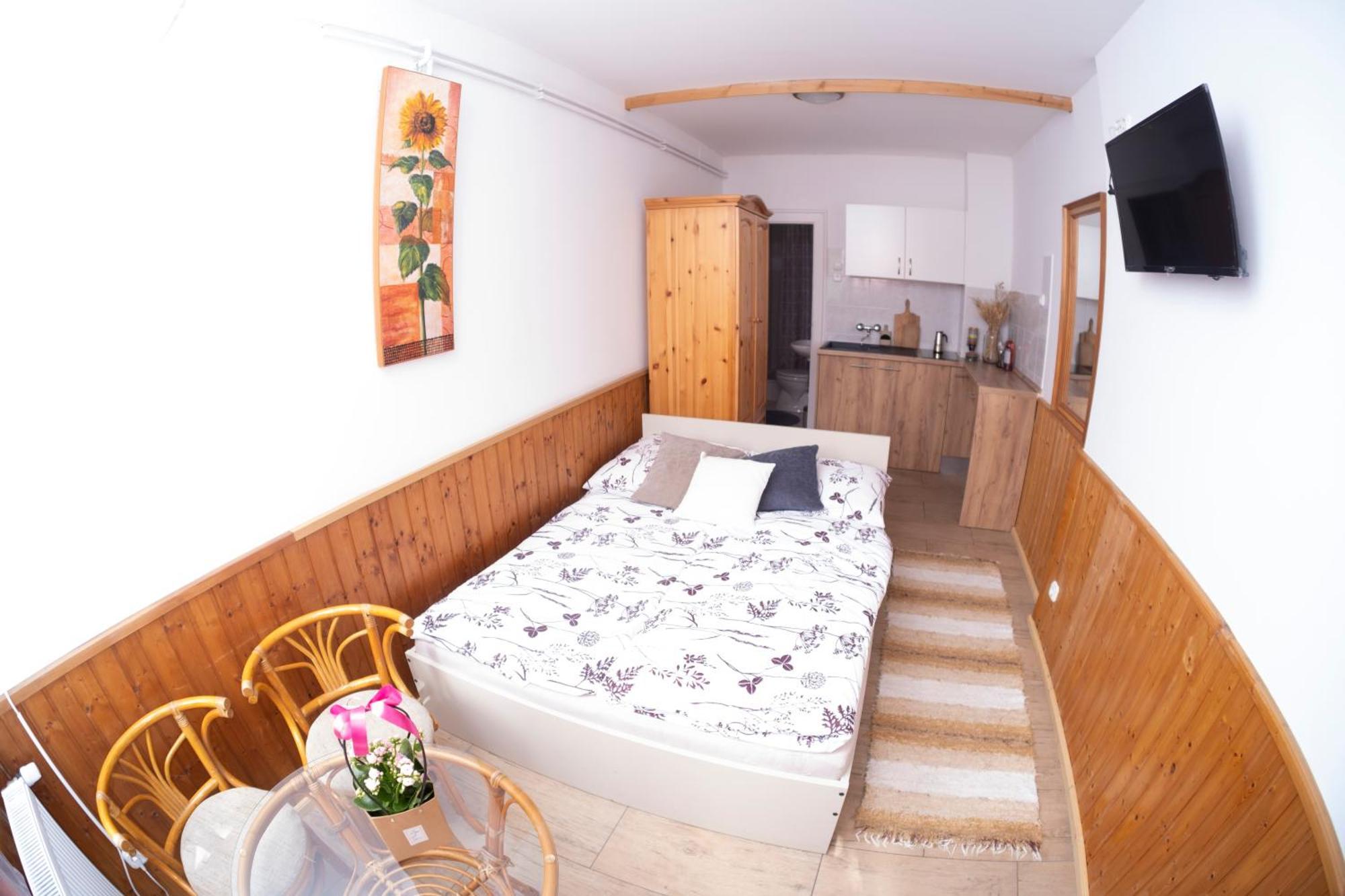 Vicze Apartmanház Siófok Exterior foto
